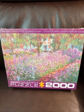 New Eurographics 2000-Piece Puzzle - Monet's Garden